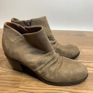 BOC Women's Tan Fabric Ankle Booties Size 8.5M zip Pleated boho boots